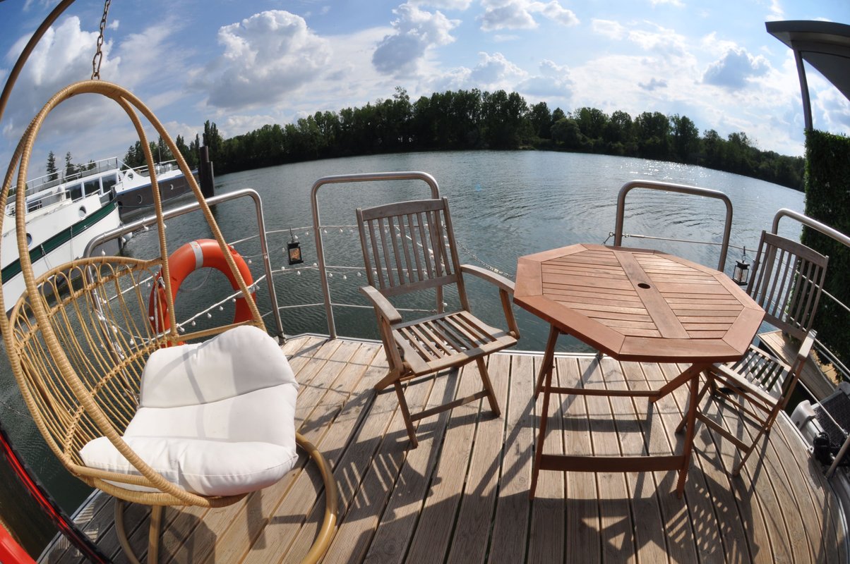 Stockholm & Spa à Saint-Martin-La-Garenne (12)