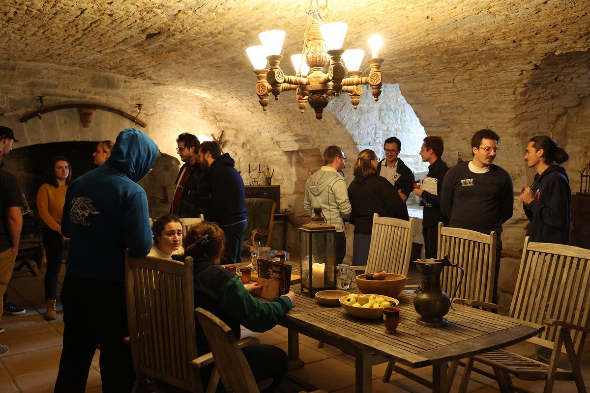 L'Aile Renaissance + la Tour Médiévale - 18 personnes à Saint-Chamarand (43)