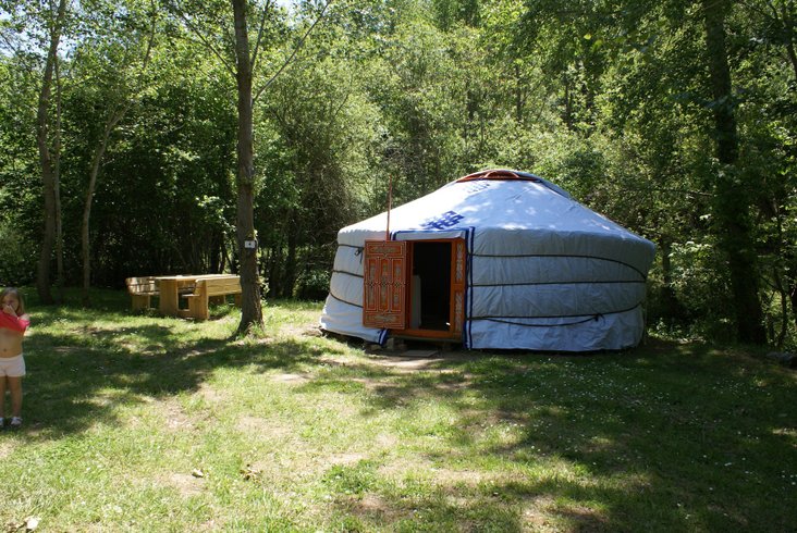 Hébergement AbracadaRoom : Yourte 4/6 pers - Image 4