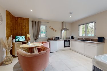 Gîte Cocooning & Spa privatif à Saint-Chamassy (2)