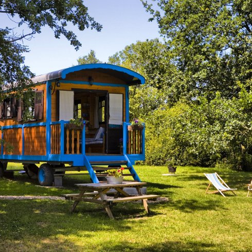 Hébergement AbracadaRoom : Roulotte Bleuet - Image 1