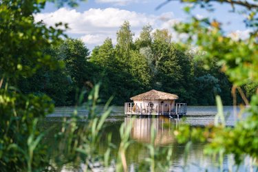 Cabane Spa Nénuphar à Chassey-Lès-Montbozon (1)
