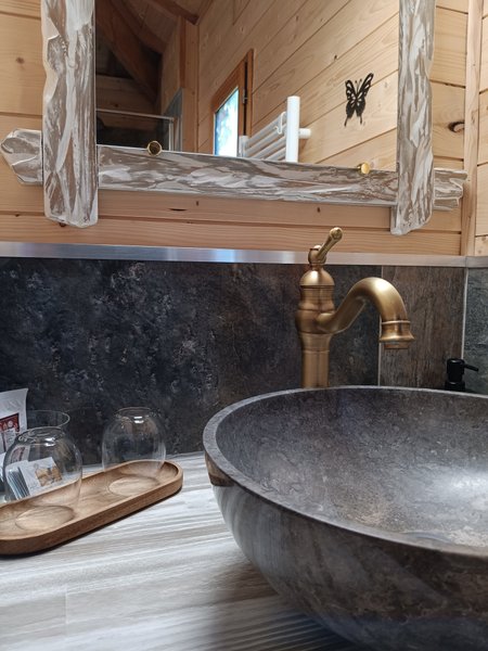 Domaine AbracadaRoom : La Cabane des Combes - Image 10