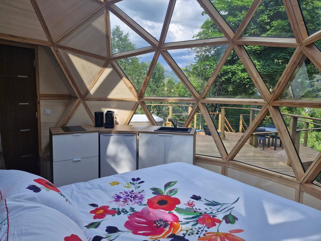 Bulle de Printemps & Spa à Mandailles - Saint Julien (7)