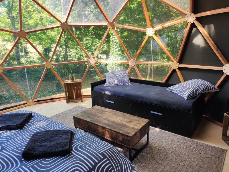 Hébergement AbracadaRoom : Le Dôme Géodésique - La déconnexion en harmonie avec la nature. - Image 5