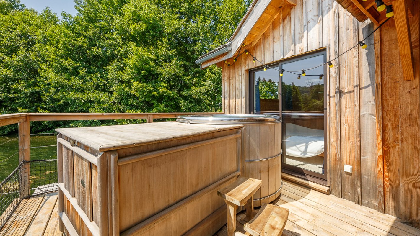 Cabane sur l'eau avec bain nordique à Beauchamps (18)