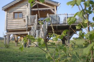 Cabane sur pilotis Doubs