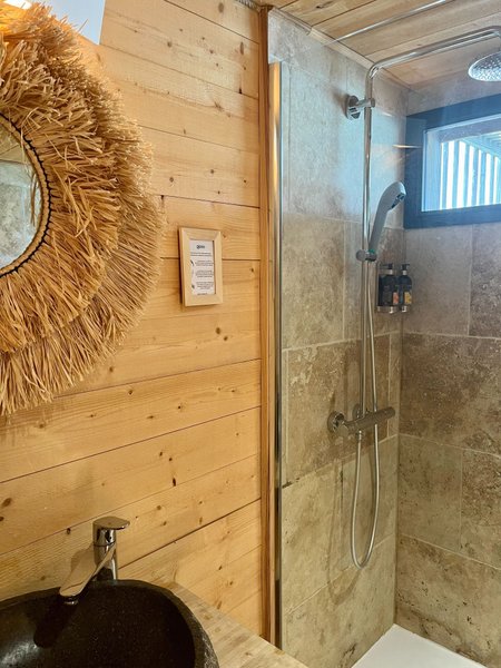 Hébergement AbracadaRoom : Cabane Spa Paradis - Image 6