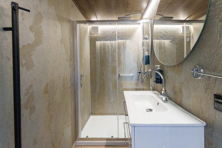 Hébergement AbracadaRoom : Suite flottante Supérieure Lit king-size Balnéo - Image 8