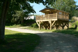 Cabane sur pilotis Aisne