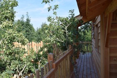 Cabane Spa des Hauts Bois à Sace (4)