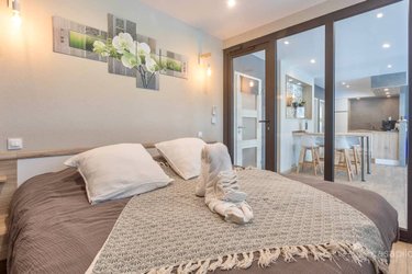 Gite O² & Piscine & Spa & Cinéma à Holving (3)