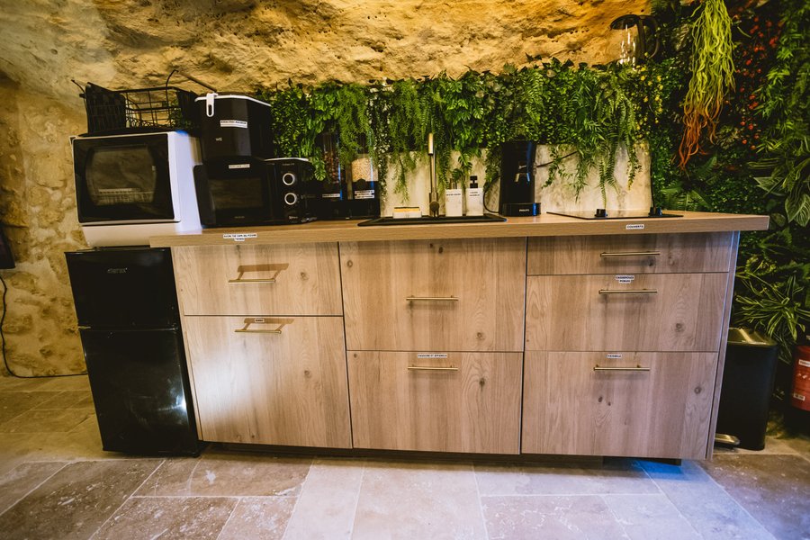 Hébergement AbracadaRoom : La Grotte Fleurie & Spa - Image 12