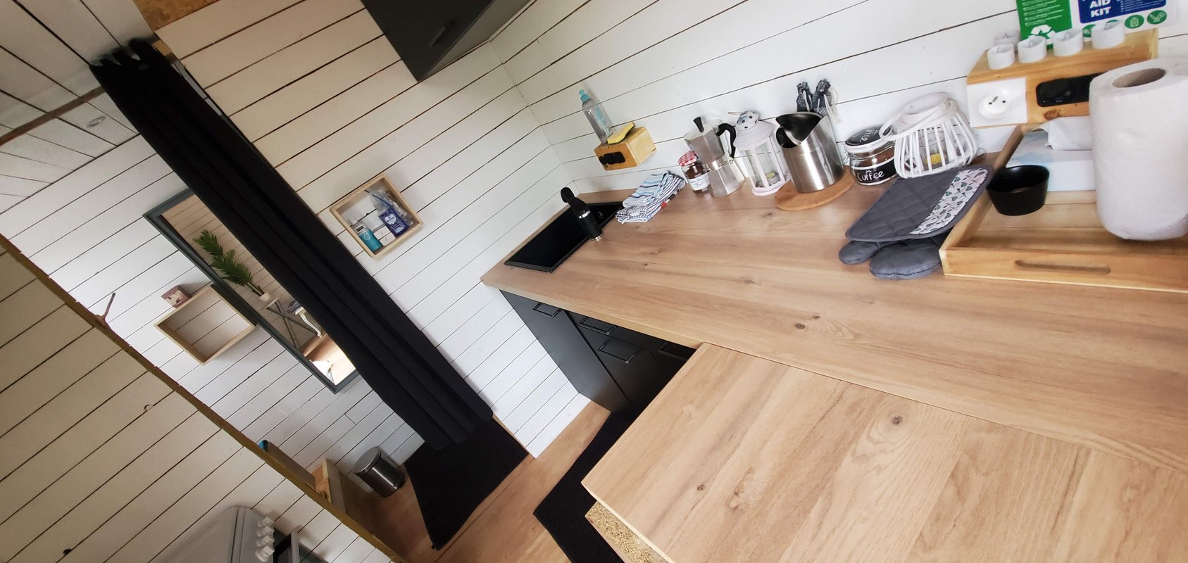 Proche provins tiny house au bord de l’eau · forêt à Soisy Bouy (7)