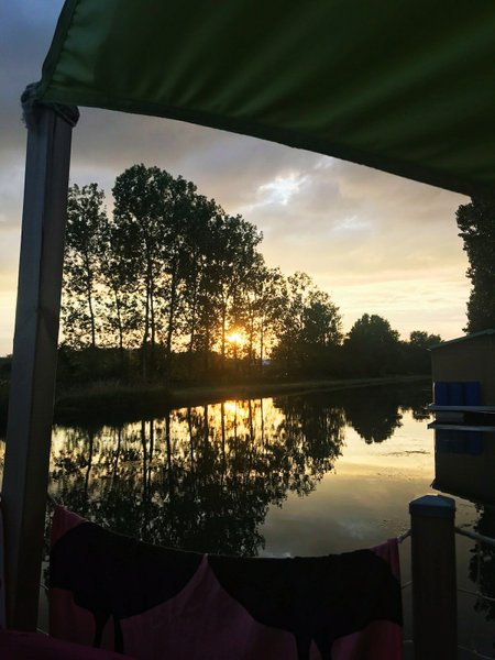 Domaine AbracadaRoom : Cottage Flottant Insolite - Image 11