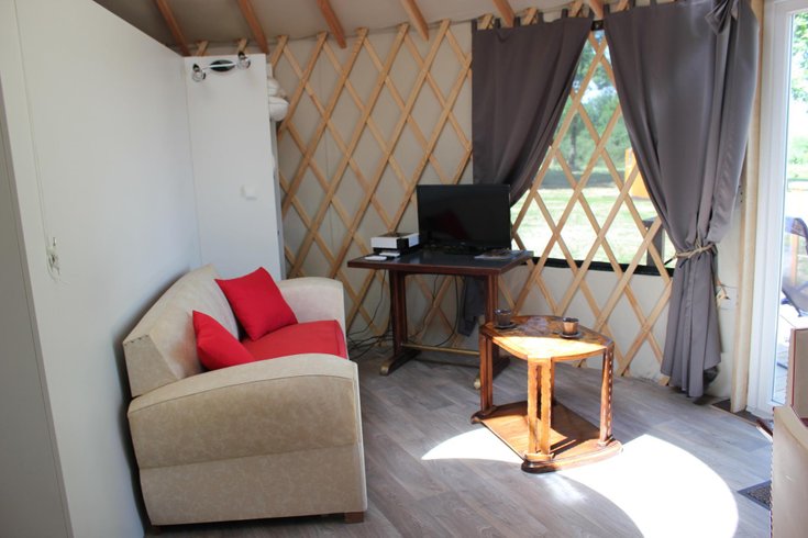 Hébergement AbracadaRoom : Yourte Royale - Image 5