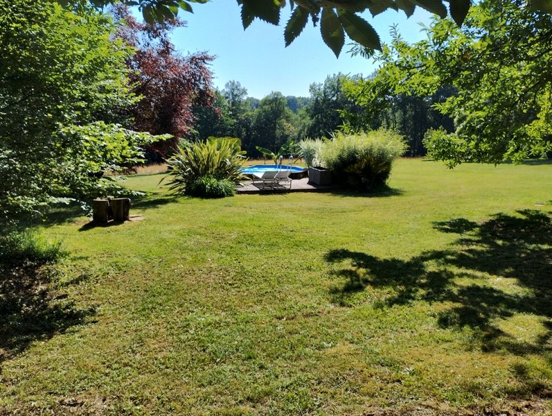 Hébergement AbracadaRoom : Roulotte coté piscine - Image 11