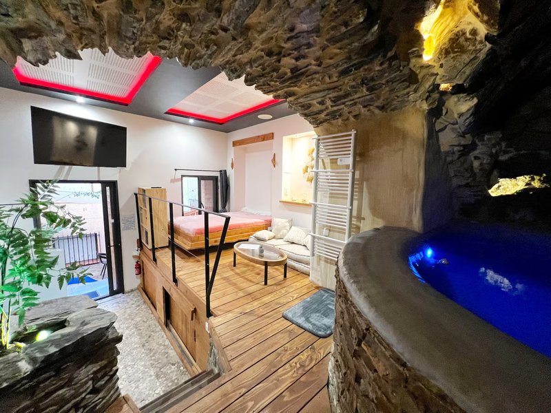 Hébergement AbracadaRoom : Le Ginkgo & Spa - Image 3