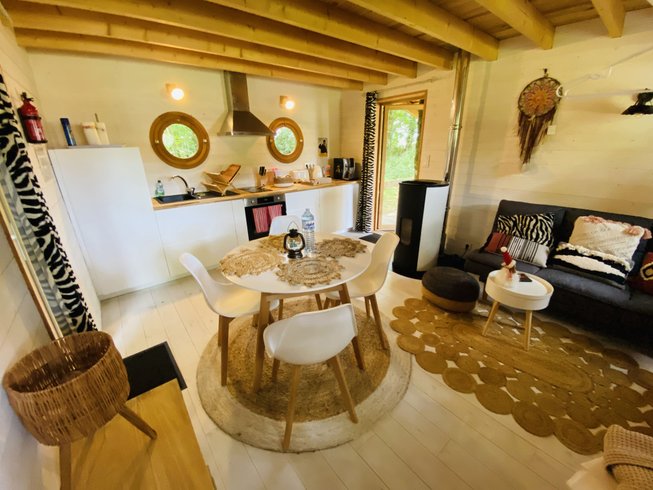 Hébergement AbracadaRoom : La Maison de Merlin, cabane magique avec SPA - Image 23