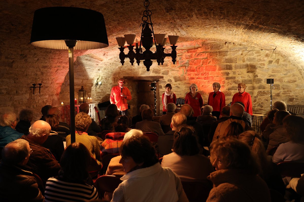 L'Aile Renaissance + la Tour Médiévale - 18 personnes à Saint-Chamarand (48)