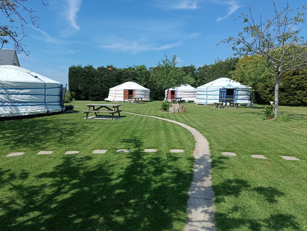 Yourte 2-4 pers - Rouge - 2ème à Paluel (16)