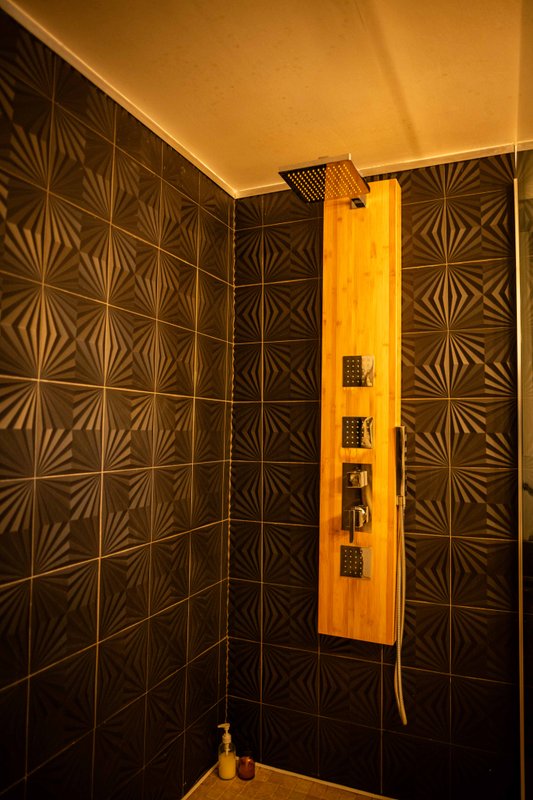 Tiny A XXL & Spa à Saint Germain Des Champs (20)