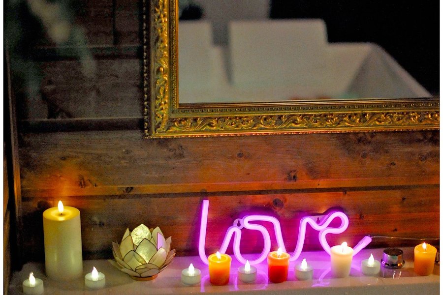 Chalet Romantique, SPA XXL, CINÉMA PRIVÉ, 5 min du centre — photo 2