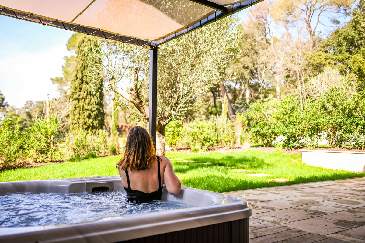 Le Jardin du Château, Gîte 5* & Spa à Pezenas (2)