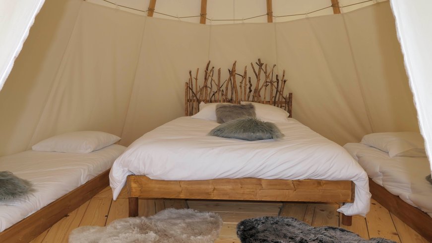Hébergement AbracadaRoom : Le Tipi Vue sur Etang - Image 1