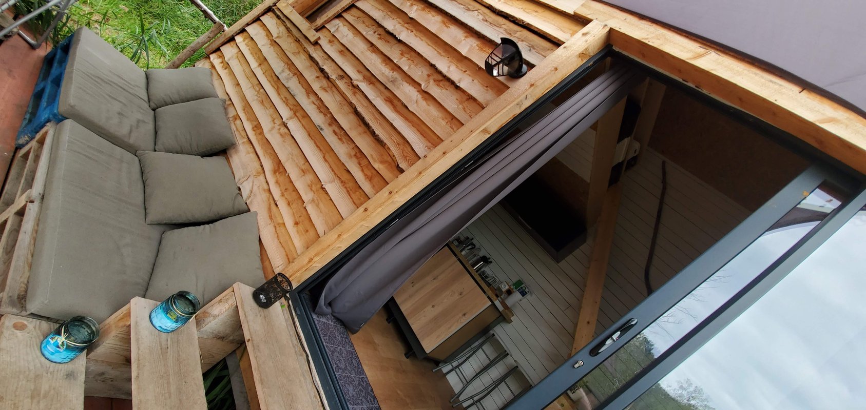 Proche provins tiny house au bord de l’eau · forêt à Soisy Bouy (8)