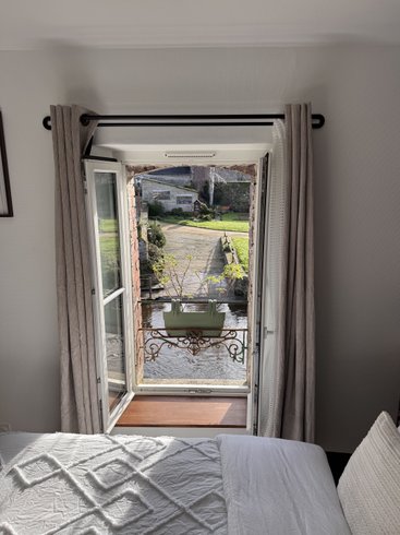 Hébergement AbracadaRoom : Ancien lavoir au cœur de la petite « Venise » du Trégor - Image 12