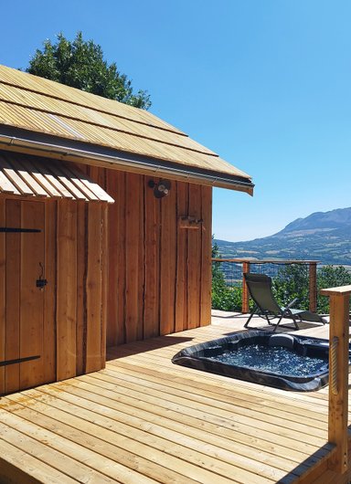 Cabane de l'Aiguille & SPA à St Julien En Champsaur