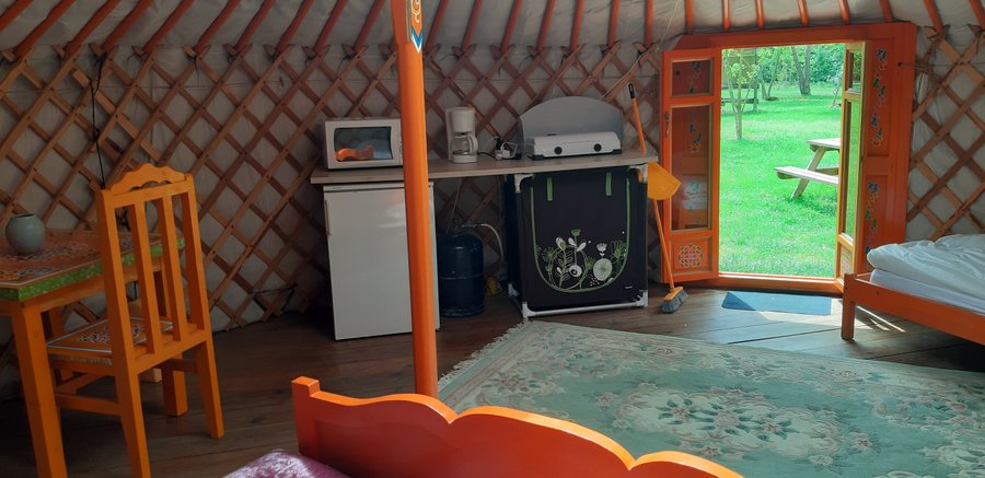 Hébergement AbracadaRoom : Yourte 4 personnes - Image 3