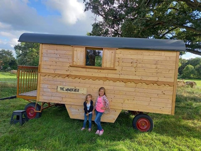 Hébergement AbracadaRoom : La Roulotte des pionniers "THE WANDERER" - Image 2