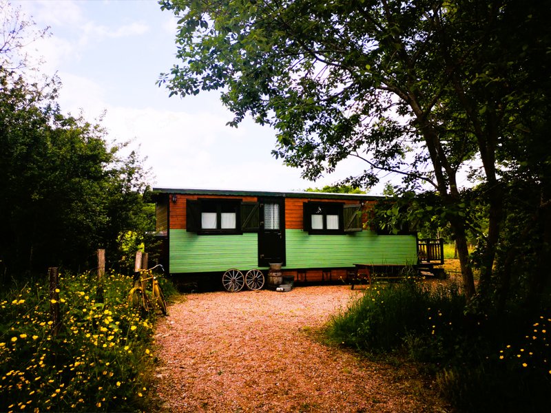 Domaine AbracadaRoom : Roulotte et Forêt : Evasion bohème en Bourgogne - Image 21