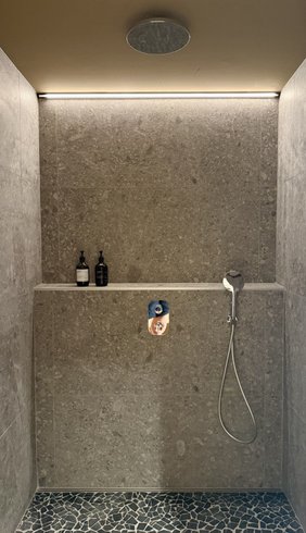 Hébergement AbracadaRoom : Suite Brésilienne de Luxe • Jacuzzi Privé• Cognac - Image 12