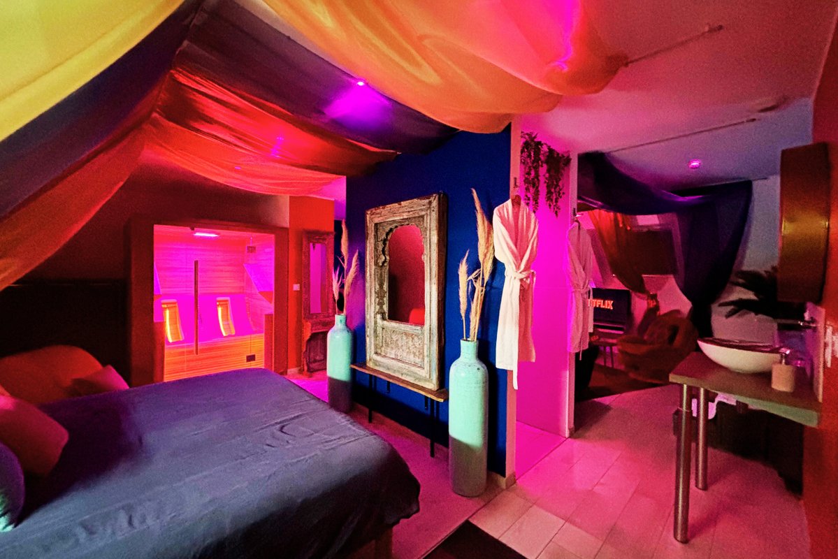 Suite Romantique le secret de Kama avec spa, sauna et douche bien être à Zuydcoote (5)