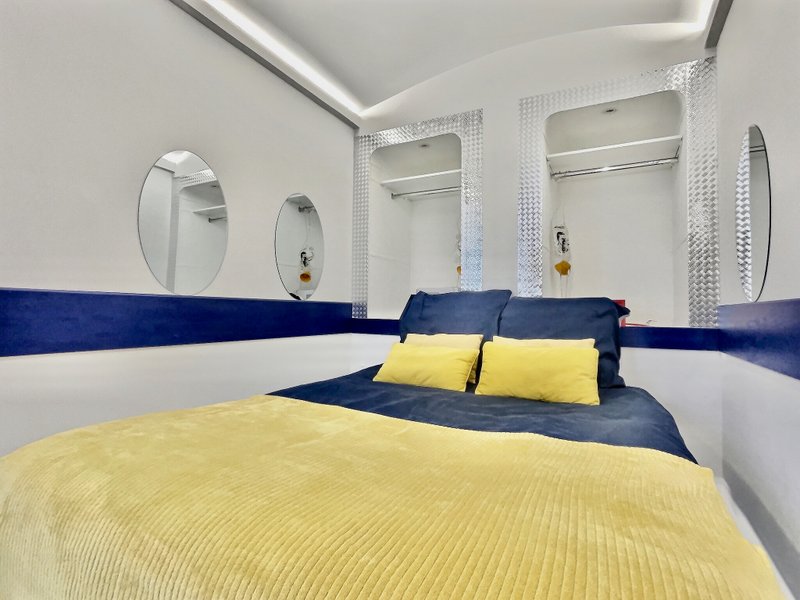 Hébergement AbracadaRoom : Insolite - Thème  Jet Privé - Image 2