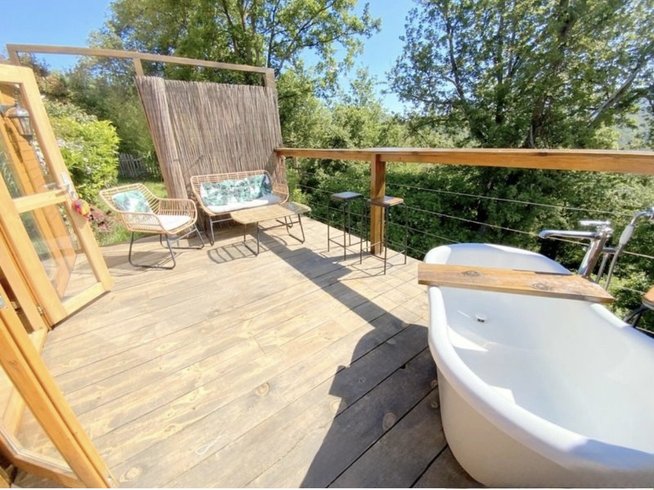 Hébergement AbracadaRoom : Tiny house MURATO avec baignoire extérieure - Image 3