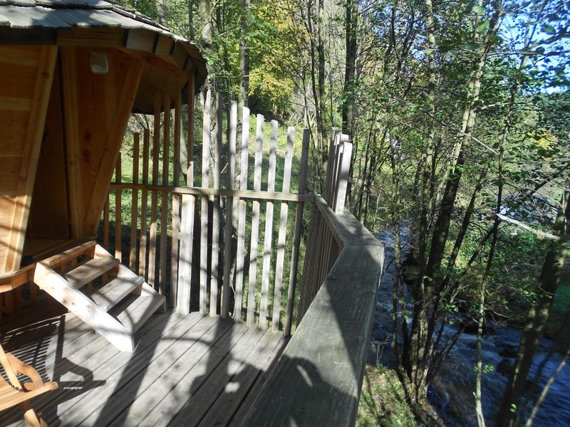 Domaine AbracadaRoom : Les Cabanes du Goutty - Image 4