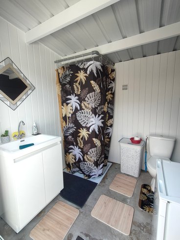 Hébergement AbracadaRoom : la Roulotte D'elfes & spa (climatisée) - Image 12