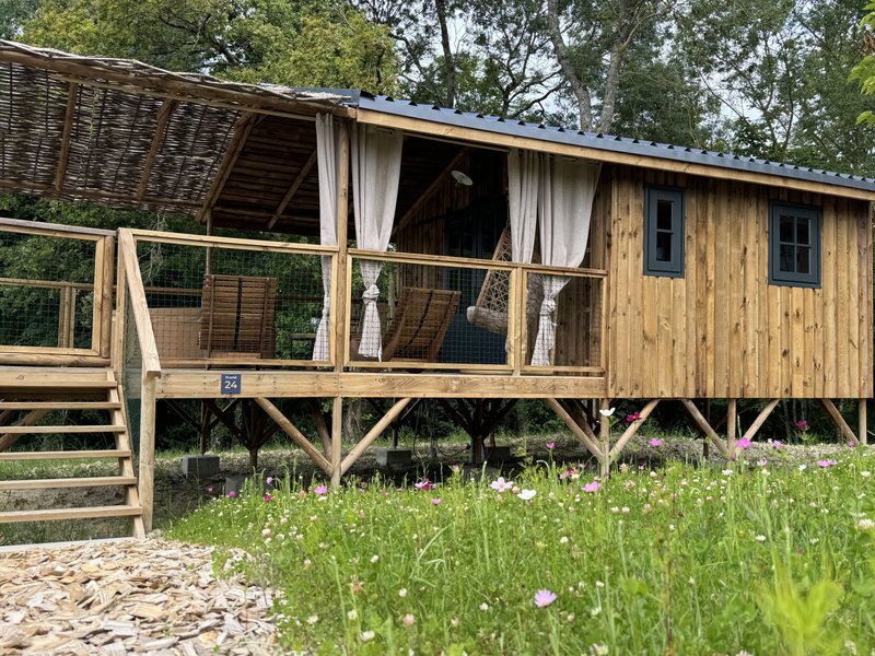 Hébergement AbracadaRoom : Cabane Lodge duo SPA (17 m² - 1 ch - 2 pers.) - Image 4