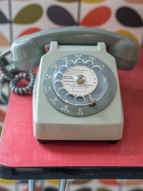 "So Vintage" Maison  déco seventies à Sermaise (7)