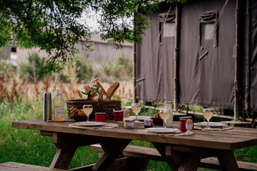 Domaine AbracadaRoom : Un Lit au Pré - L’étable des Mauges en Anjou - Image 14