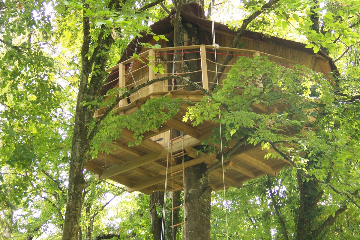 Cabane des Lémuriens à Magné (2)