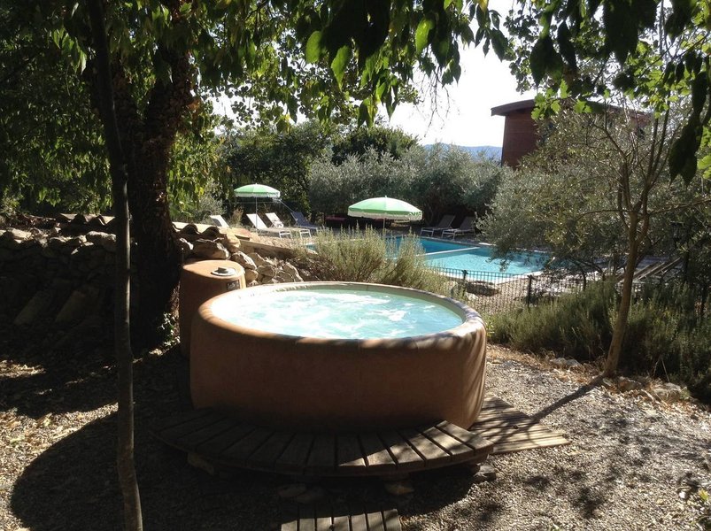 Hébergement AbracadaRoom : Roulotte gîte Nuit d'Amour & SPA - Image 16