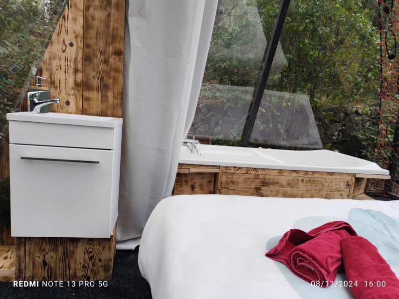 Hébergement AbracadaRoom : Tipyramide & Balnéo - Image 7