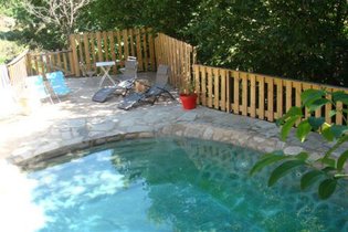 Cabane sur pilotis Lozère
