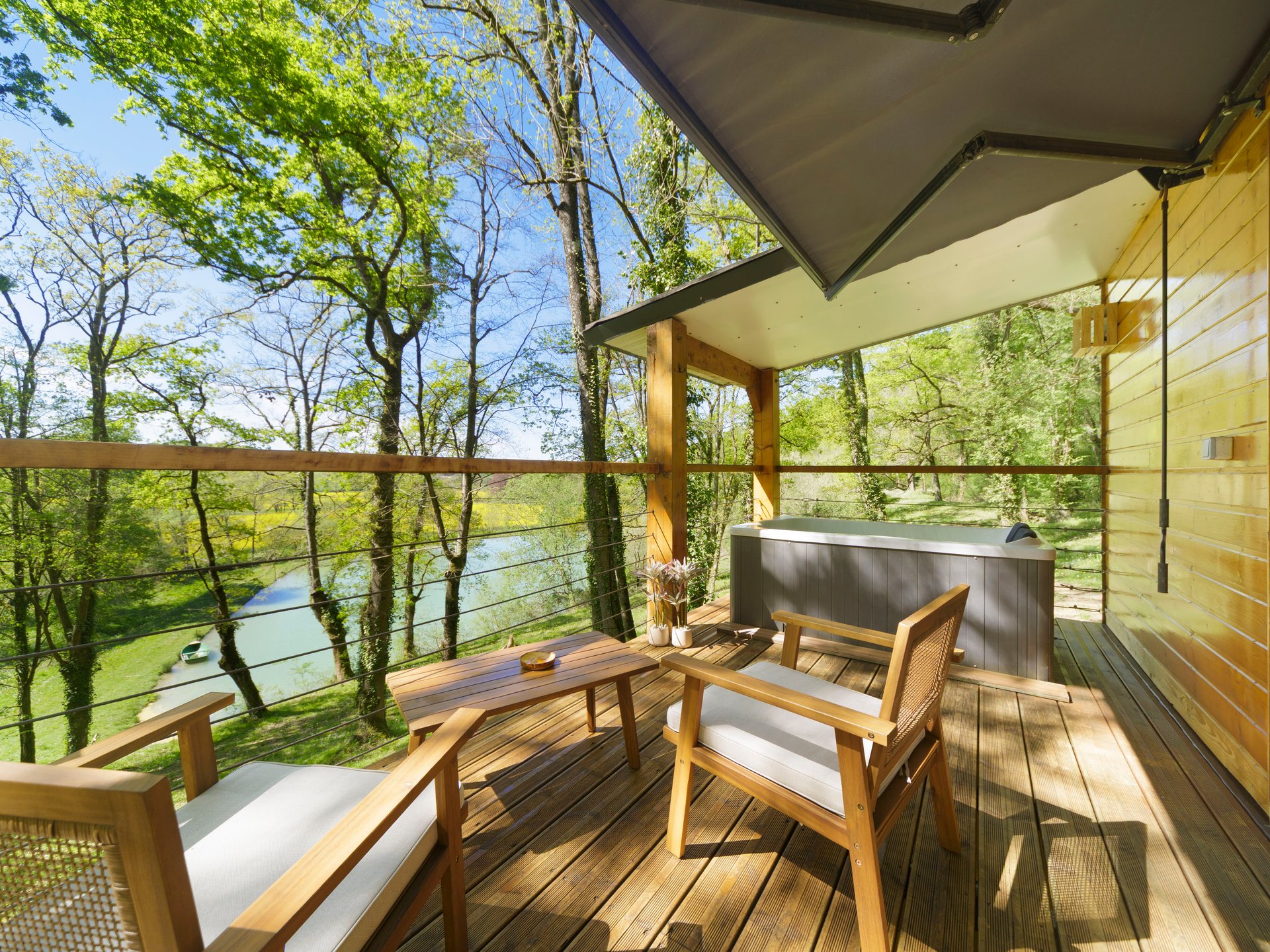 Les Cabanes du Lac - Cabane du Frêne & SPA