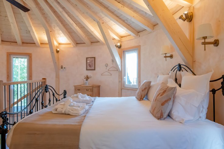 Hébergement AbracadaRoom : Le Silo du Domaine des Ecus d'Or - Image 2